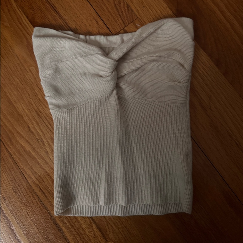 Sleeveless top